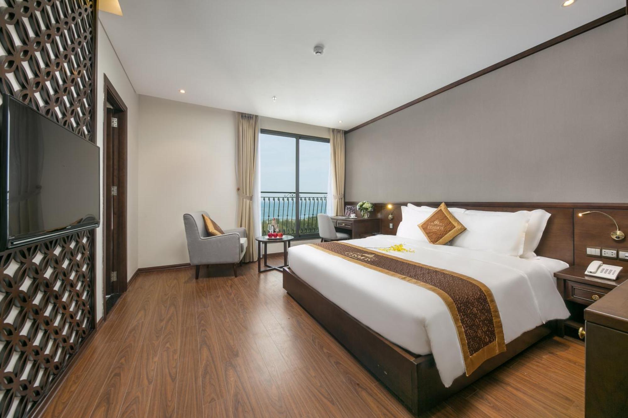 Cosmos Hotel Danang Екстер'єр фото