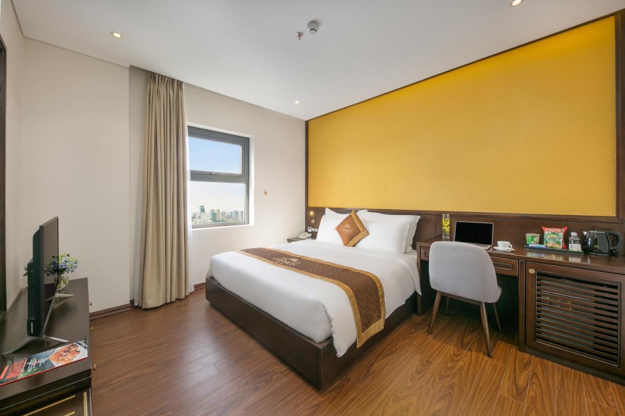 Cosmos Hotel Danang Екстер'єр фото