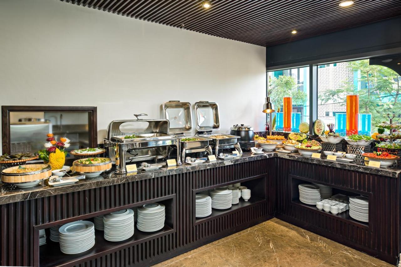 Cosmos Hotel Danang Екстер'єр фото