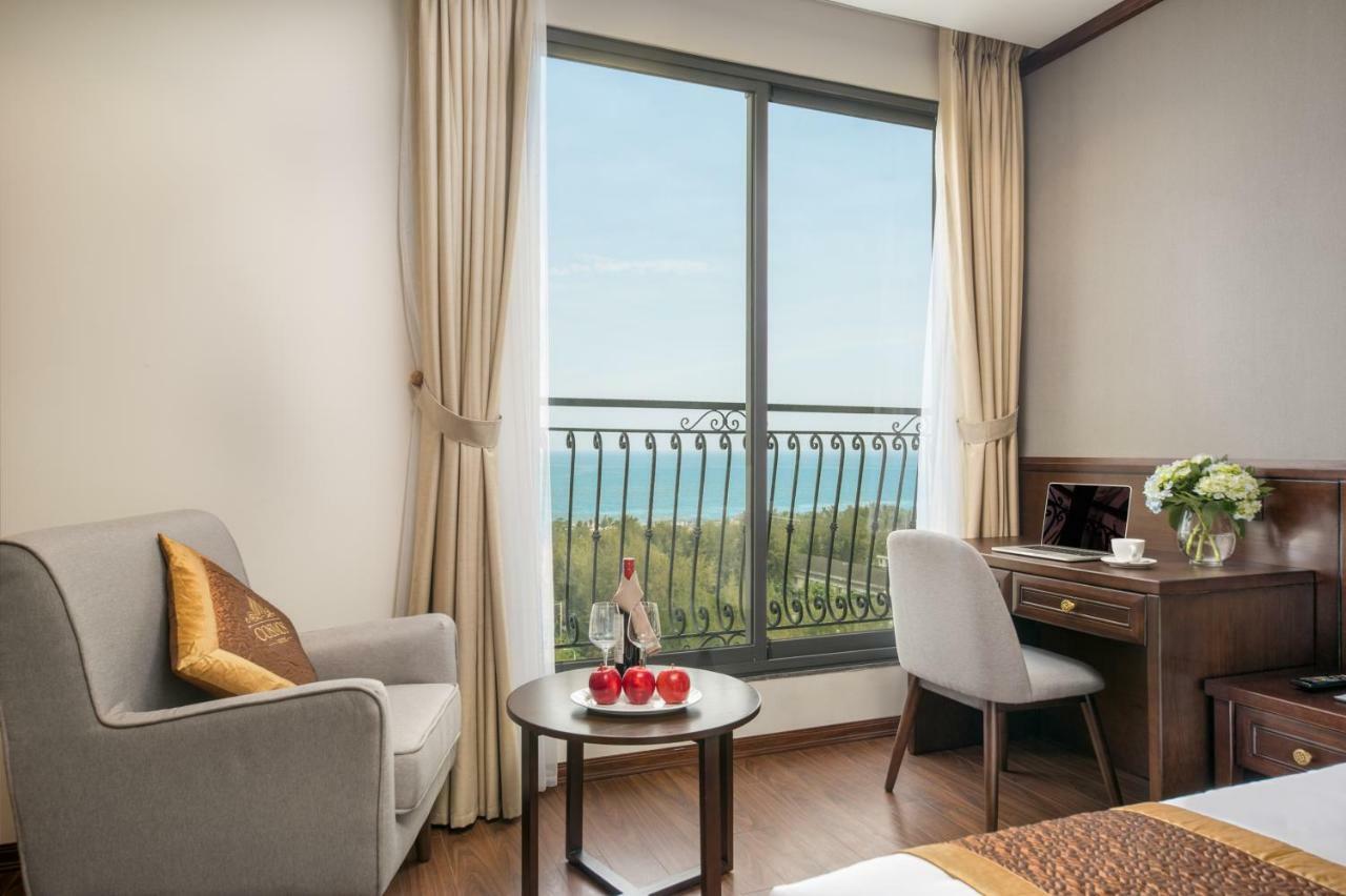 Cosmos Hotel Danang Екстер'єр фото