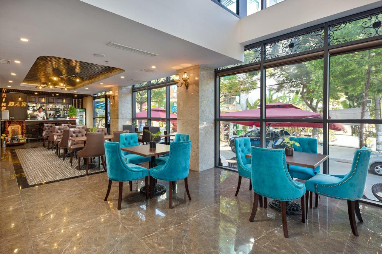 Cosmos Hotel Danang Екстер'єр фото